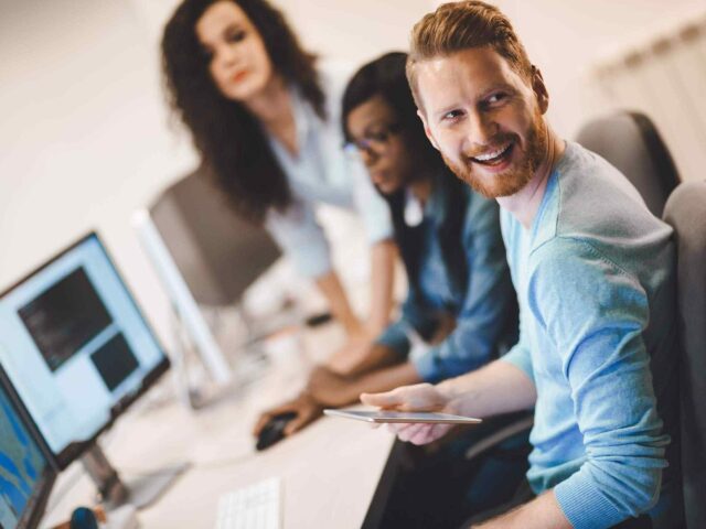 Leader it IT Segment